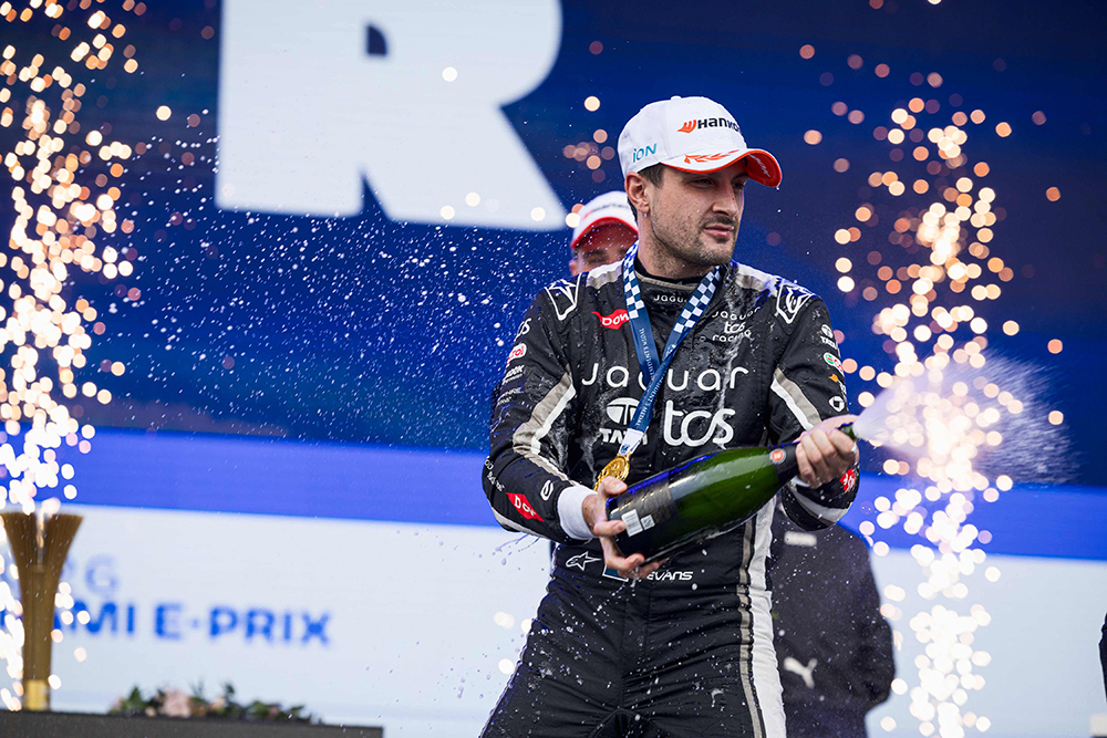 formula_e_s12_2026_miami_e-prix_podium_ceremony