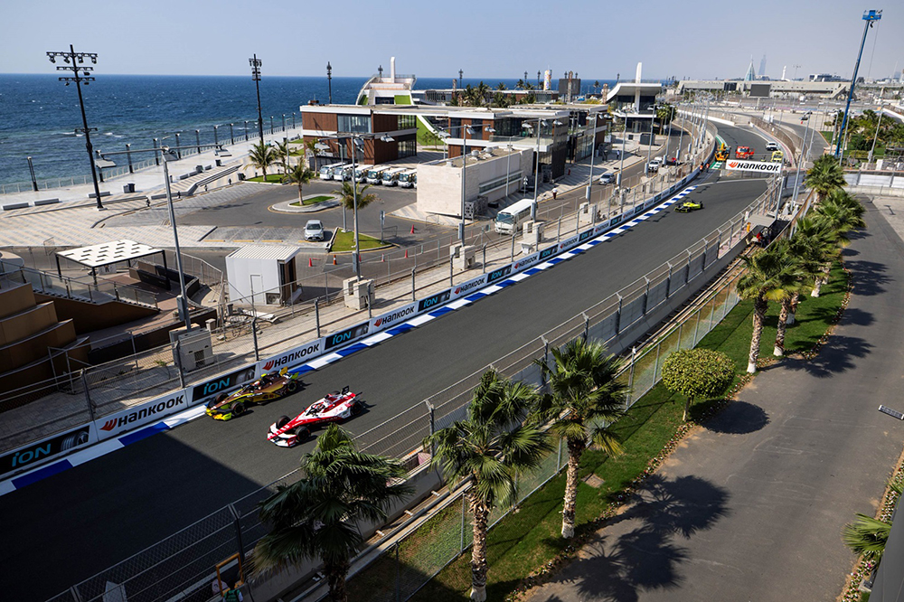 formula_e_s12_round_4_5_jeddah_e_prix_race_2