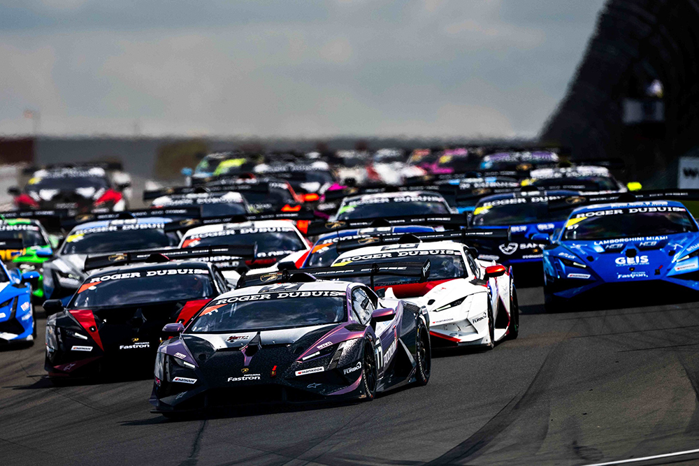 람보르기니_슈퍼_트로페오_2025_시즌_북미_시리즈_경기_장면_1