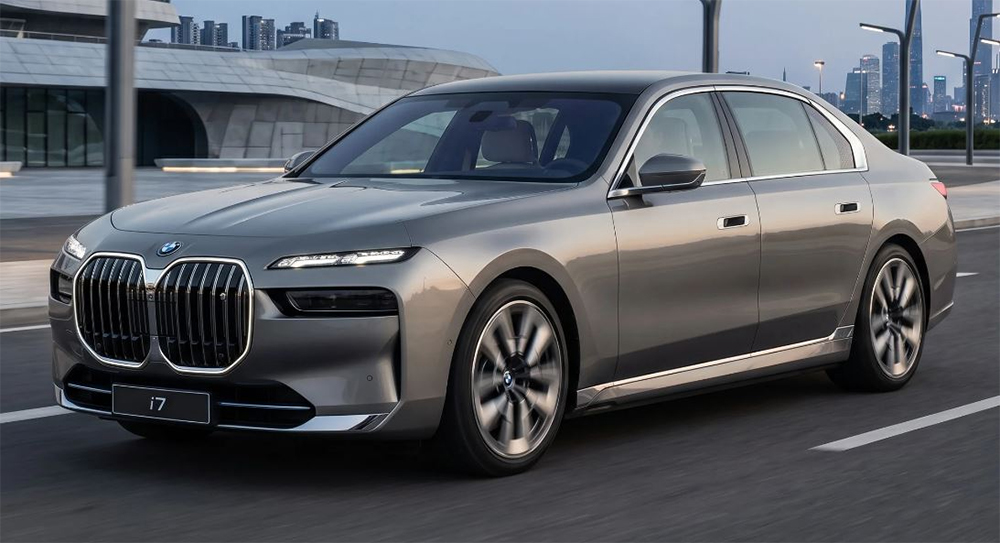 BMW_i7에_신차용_타이어_공급
